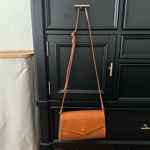 Portland Leather tan Astoria crossbody purse